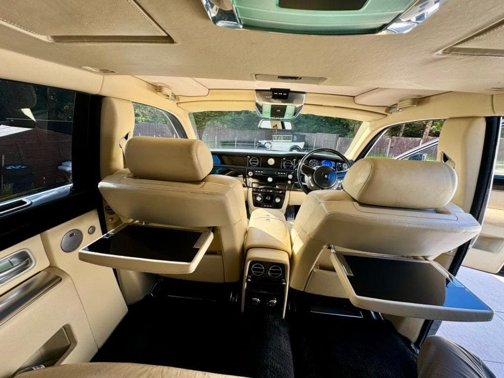Rolls-Royce Ghost interior | long distance Corsica
